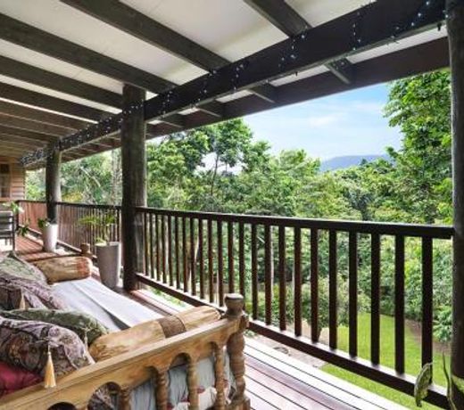 Bindi Treehouse - Elevated Pole Home