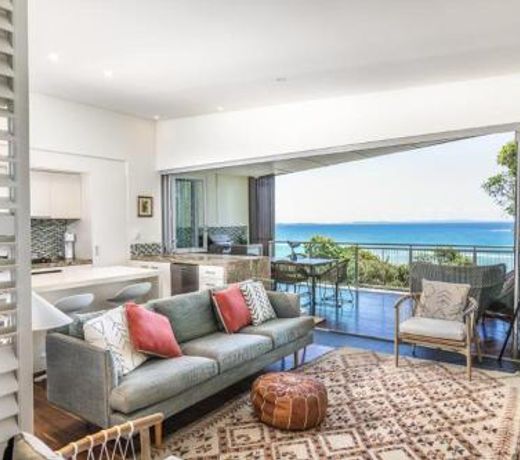 At Waves Penthouse Unit15