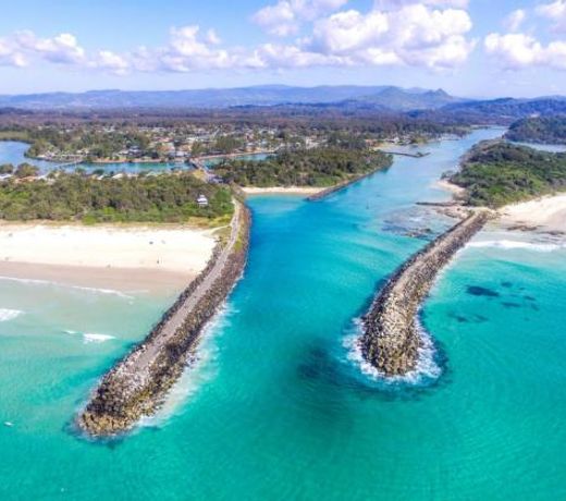 Lush North Byron home-Ocean views-12 min Byron Bay