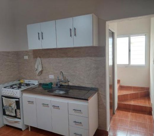 La casita de Ana Paula (dpto con asador y cochera)