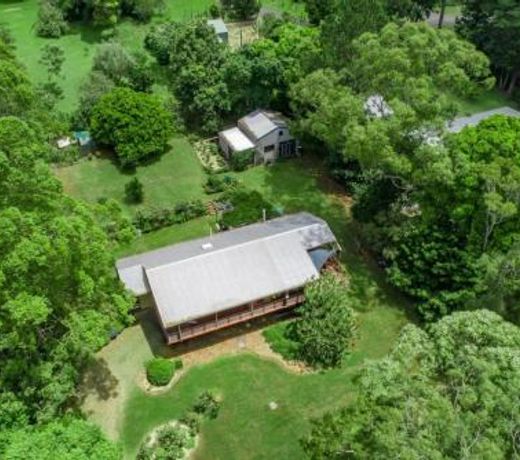 Hinterland family getaway