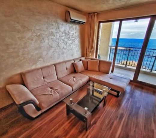 Seaview one bedroom flat