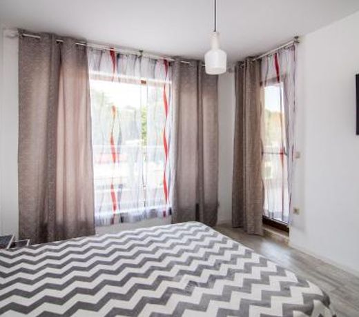 La Mer flat 9 parking and beach access