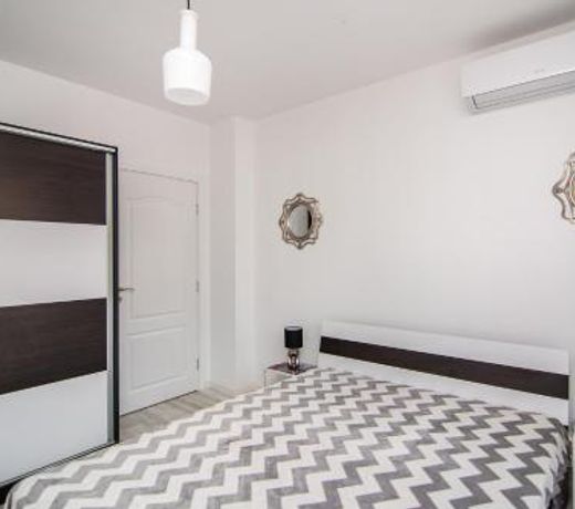 La Mer flat 9 parking and beach access