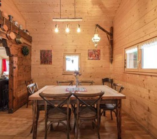 Chalet Nuage Family friendly Mountain getaway