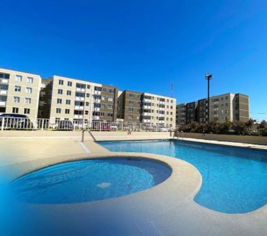 Apartment With Pool Access