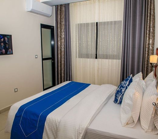 Geneva Hotel