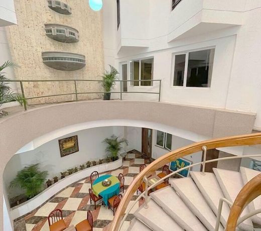 Hotel Prado 72 INN
