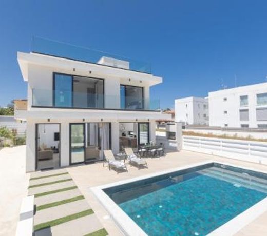 Trinity Villa