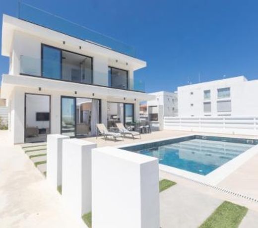 Trinity Villa