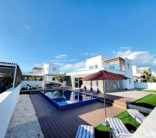 Villa utopia
