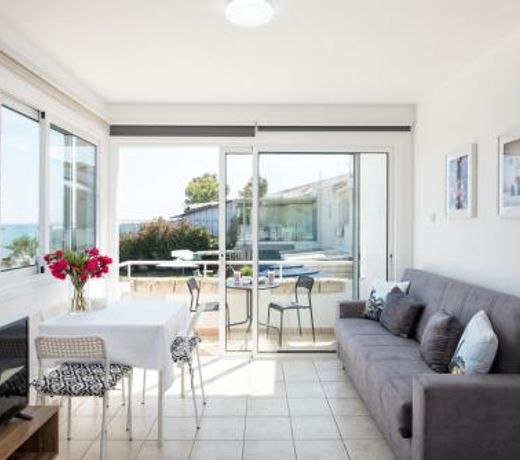 Oceanview Apartment