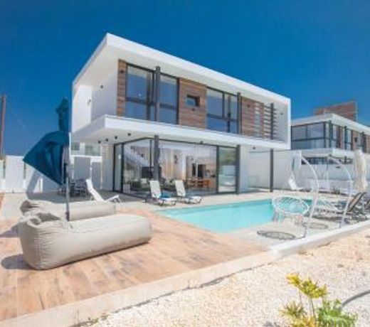 Protaras Elite Pearl Villa Ep17