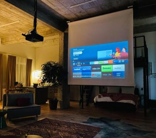 Klassen Stay - Exklusives Loft - XXL Leinwand - 4 km Messe, 1,5 km HBF