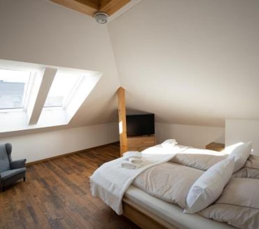 Hochwertiges Apartment / 120mÂ² / Dachterrasse / Parking