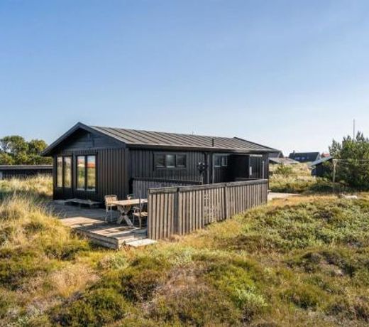 Holiday Home Anniki - 300m from the sea in NW Jutland by Interhome