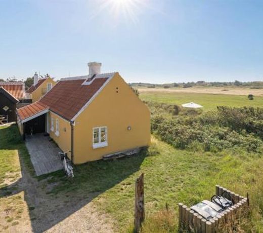 Holiday Home Jantje - 500m from the sea in NW Jutland by Interhome