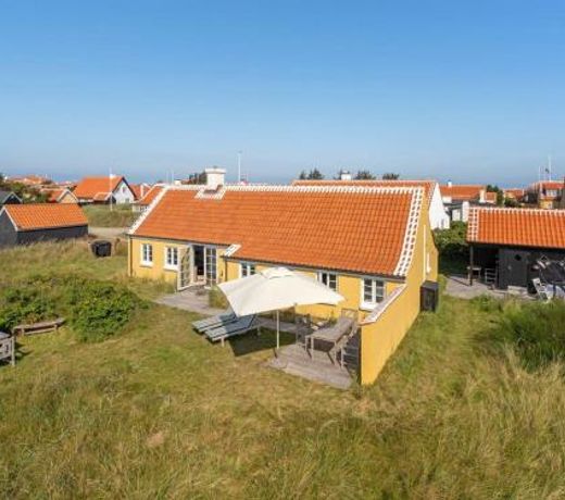 Holiday Home Jantje - 500m from the sea in NW Jutland by Interhome