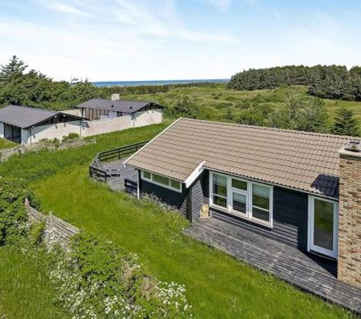 Holiday Home Gildo - 500m from the sea in NW Jutland by Interhome