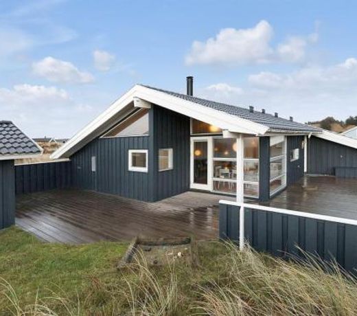 Holiday Home Frederikka - 350m from the sea in NW Jutland by Interhome