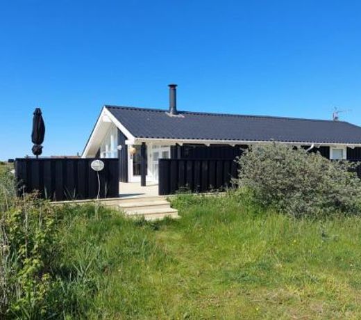 Holiday Home Sixten - 450m from the sea in NW Jutland by Interhome