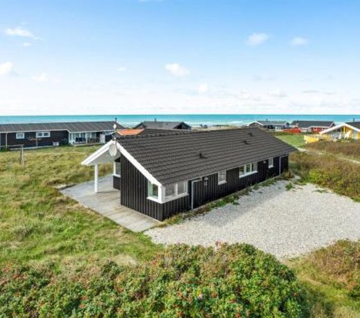 Holiday Home Esma - 150m from the sea in NW Jutland by Interhome