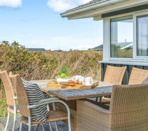 Holiday Home Esma - 150m from the sea in NW Jutland by Interhome