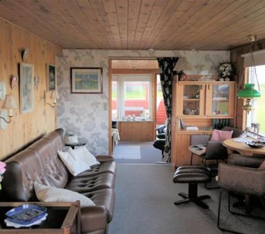 Holiday Home Helgard - 85m from the sea in NW Jutland by Interhome