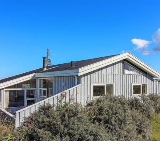 Holiday Home Styrman - 600m from the sea in NW Jutland by Interhome