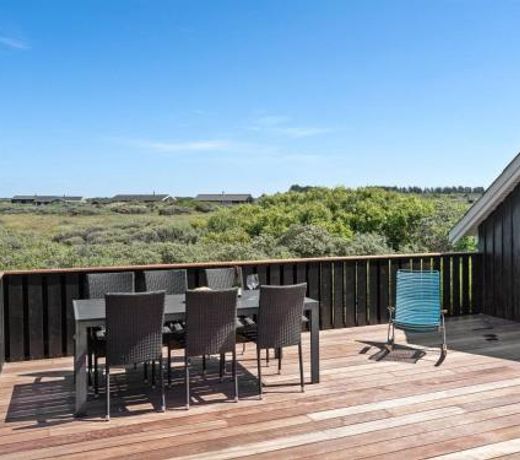 Holiday Home Hermund - 110m from the sea in NW Jutland by Interhome