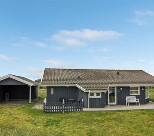 Holiday Home Fanni - 300m from the sea in NW Jutland by Interhome