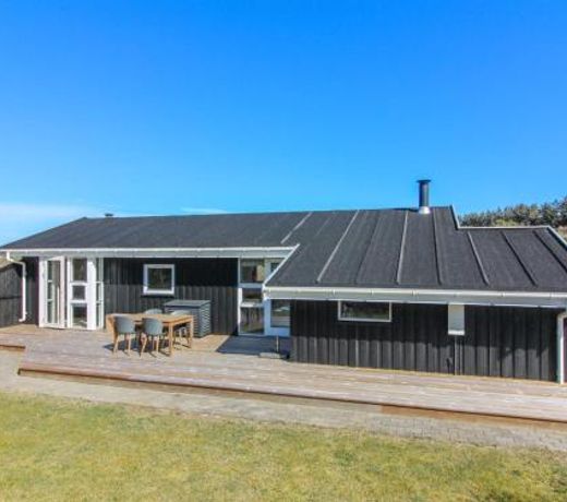 Holiday Home Arkil - 300m from the sea in NW Jutland by Interhome