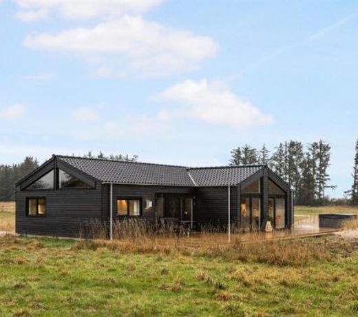 Holiday Home Sasja - 1-5km from the sea in NW Jutland by Interhome