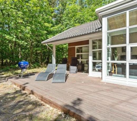 Holiday Home Dafne - 600m from the sea in Bornholm by Interhome
