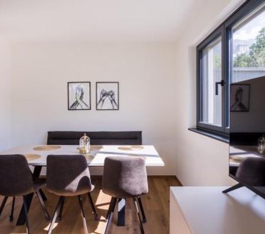 Moderne Wohnung mit Terrasse