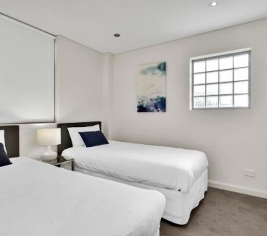 Spacious Two bedroom apartment - St Leonards AL25