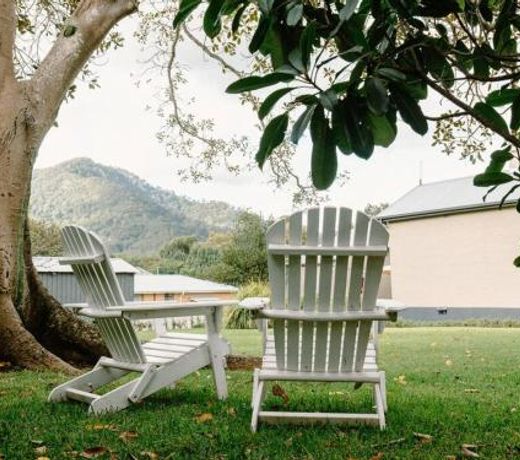 The School House and Garden - family friendly home short drive from Berry, Nowra and Kangaroo Valley)