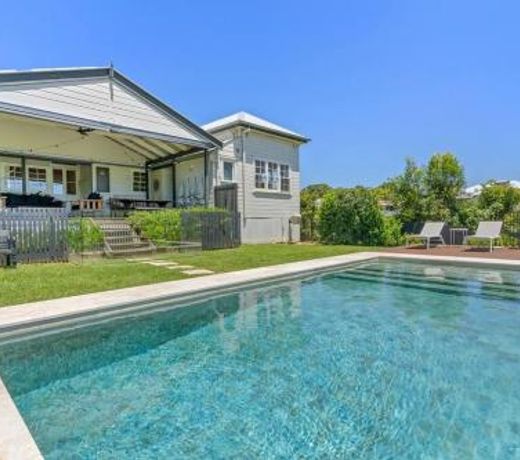Large Family House including Self Contained Studio for AuPair or extended family