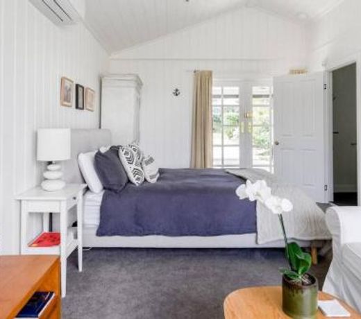 Large Family House including Self Contained Studio for AuPair or extended family