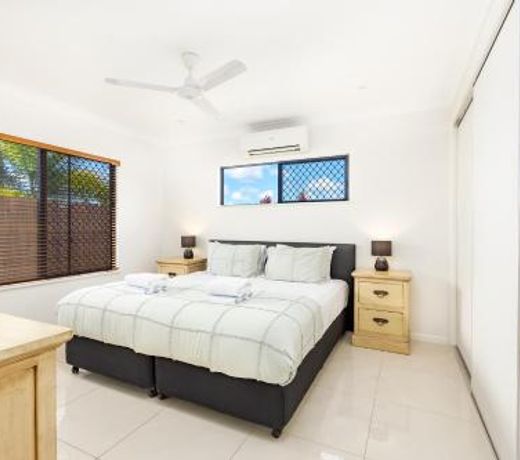 4BR Smithfield Serenity; Pool, BBQ & Pool Table
