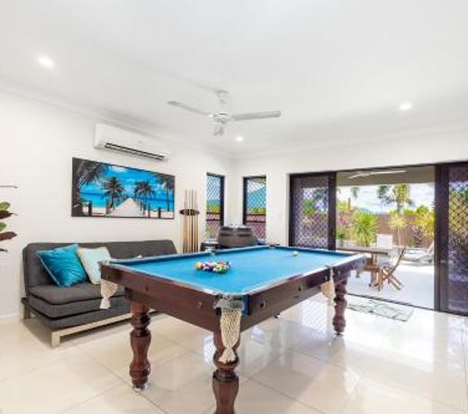 4BR Smithfield Serenity; Pool, BBQ & Pool Table