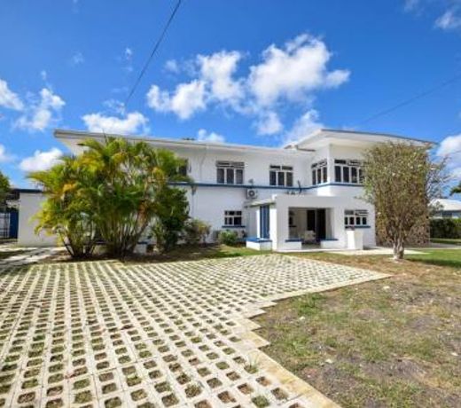 3 min walk to beach - Blue Waters Apt 2 apts