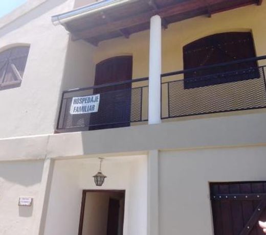 Casa Flia Amarillo