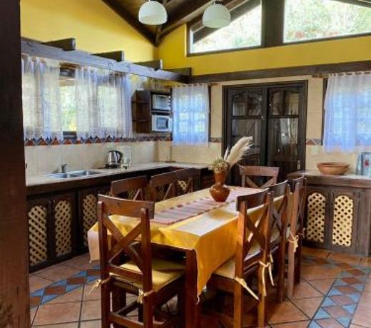 Casa Crisantemos