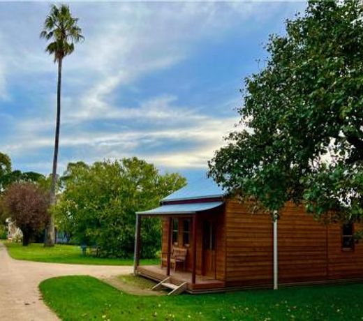 Willunga Gallery Cabins
