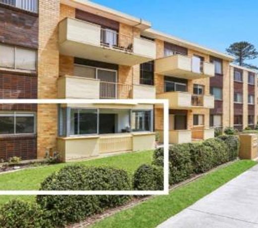 Ashwood 100 Meters To Beach, Shops, Cafes Accom Holidays