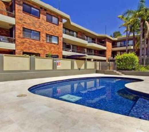 Terrigal Tranquility Pool In Complex, In The Heart Of Terrigal