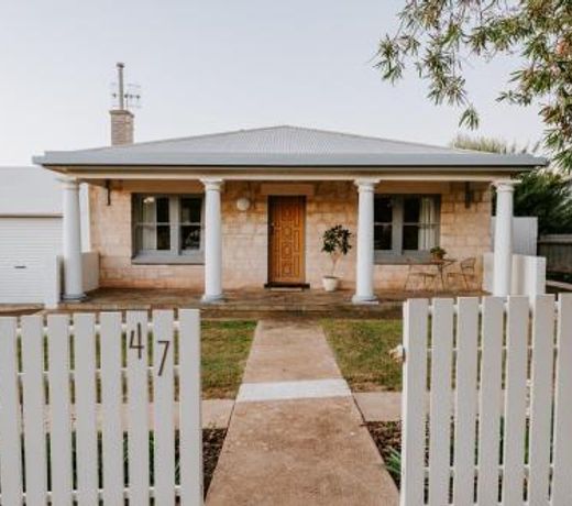 Port Lincoln Escape - 3BR - Close to CBD, Beaches