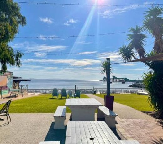 Port Lincoln Escape - 3BR - Close to CBD, Beaches