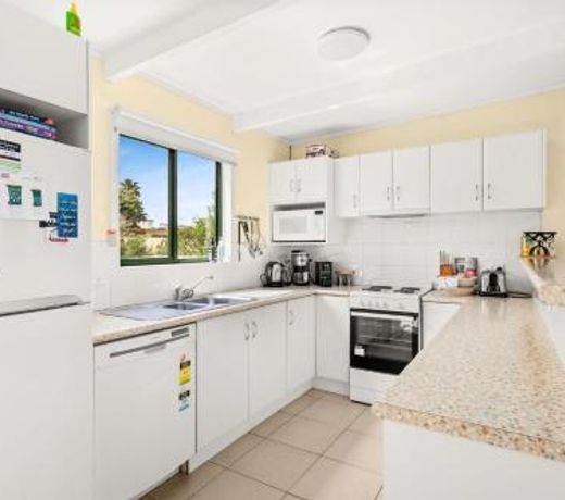 2 Graydens Court Smiths Beach